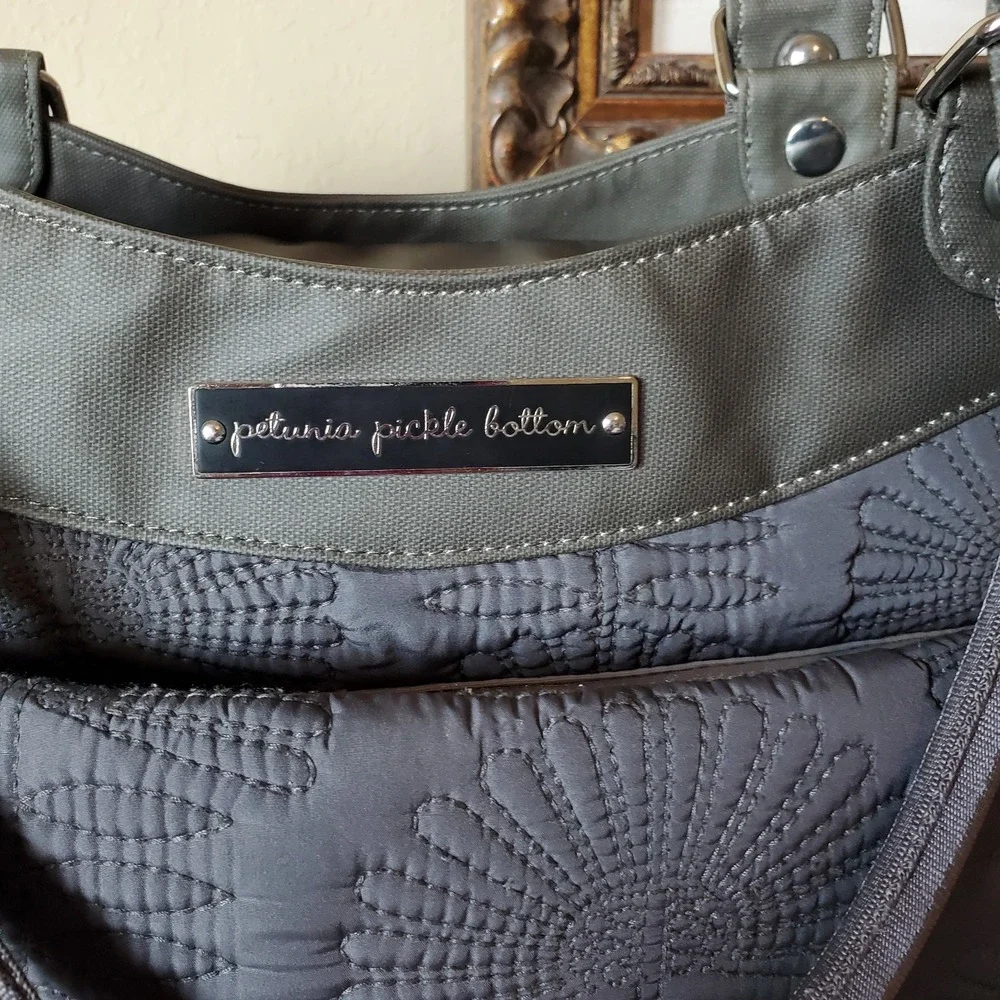 Petunia Pickle Bottom Convertible Diaper Bag‎ Backpack Tote Gray Floral Quilted